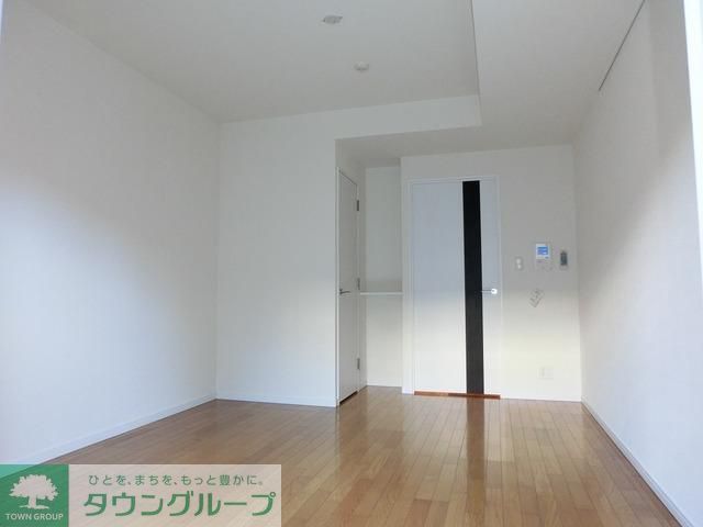 居室・リビング　☆洋室フローリング８帖☆