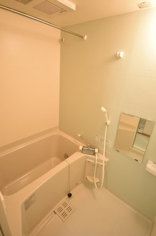 バス・シャワールーム　他号室参考写真です