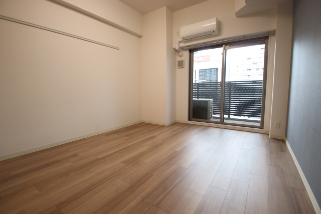 居室・リビング　※別室の参考写真の為、現況優先です。