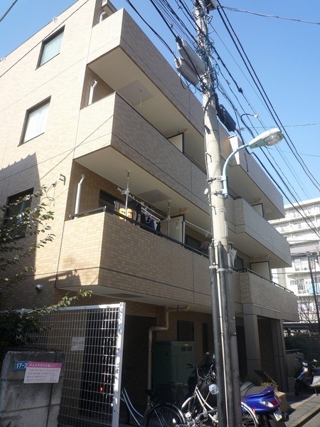 建物外観　落ち着いた雰囲気の外観です