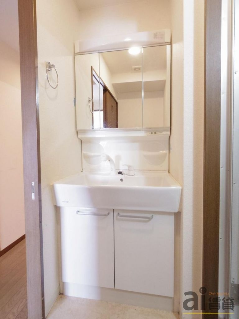 洗面設備　※同仕様写真です