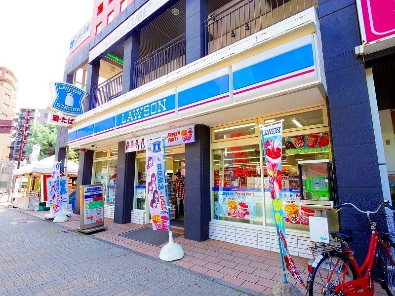 コンビニ　ローソン 東久留米駅東口店（コンビニ）まで103m