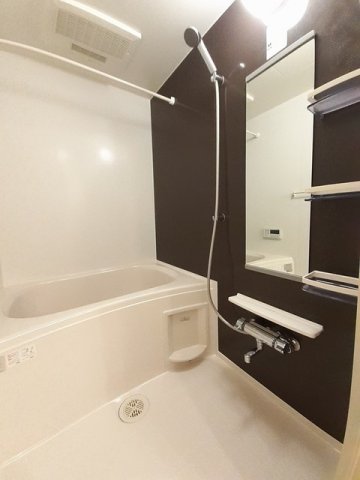 バス・シャワールーム　日々の疲れを癒すお風呂付です