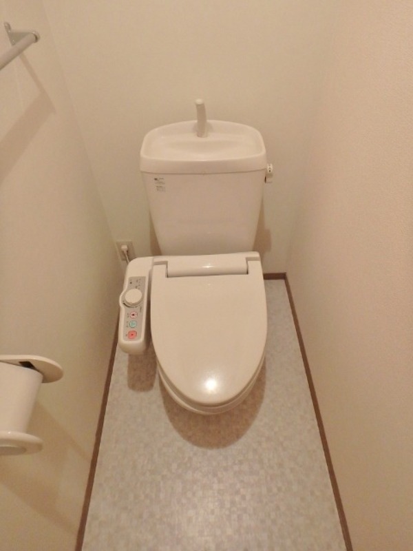 トイレ　図面と現状に相違がある場合には現状を優先