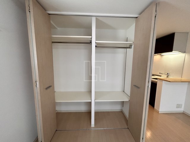 収納　アーバネックス北浜　クローゼット