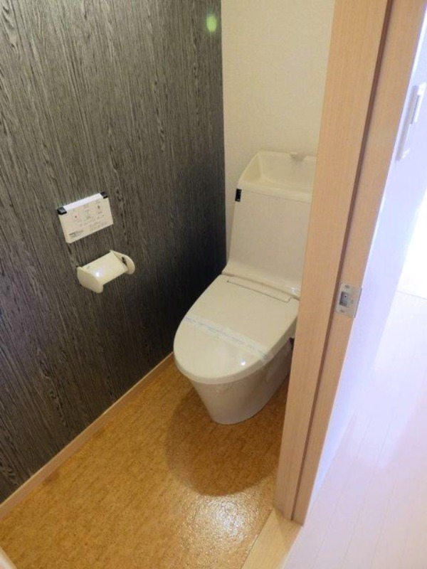 トイレ　図面と現状が相違がある場合には現状を優先