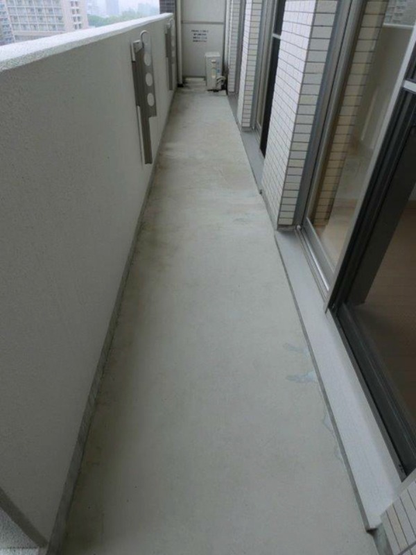 バルコニー　図面と現状が相違がある場合には現状を優先