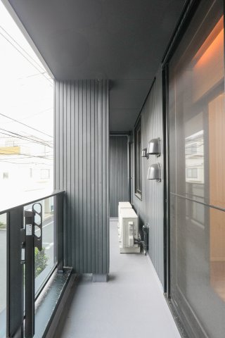 バルコニー　陽当たり良好なバルコニーです