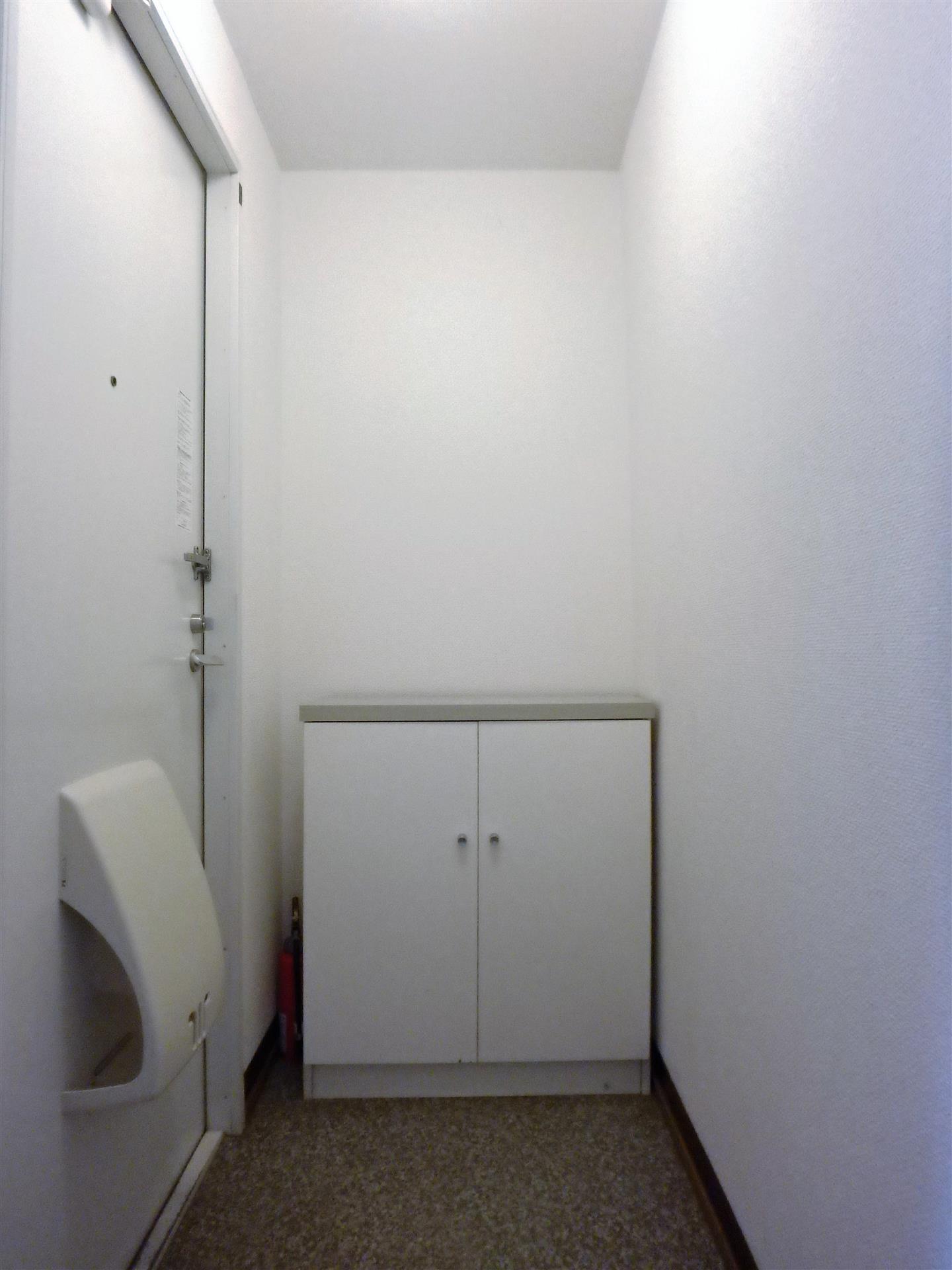 玄関　シューズBOX