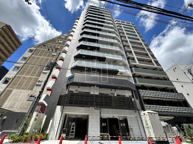 建物外観　セレニテ本町リアン　外観