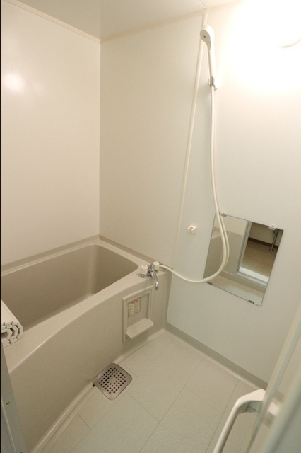 バス・シャワールーム　バスルーム