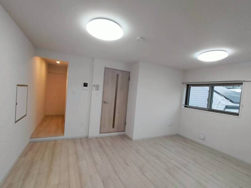 居室・リビング　☆明るい洋室☆