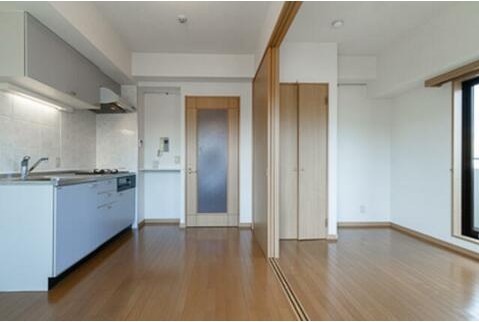 居室・リビング　開放感のあるゆったりとしたお部屋です♪