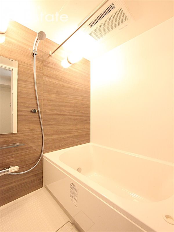 バス・シャワールーム　バスルーム