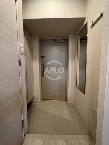 玄関　ドゥーエ天満橋　玄関