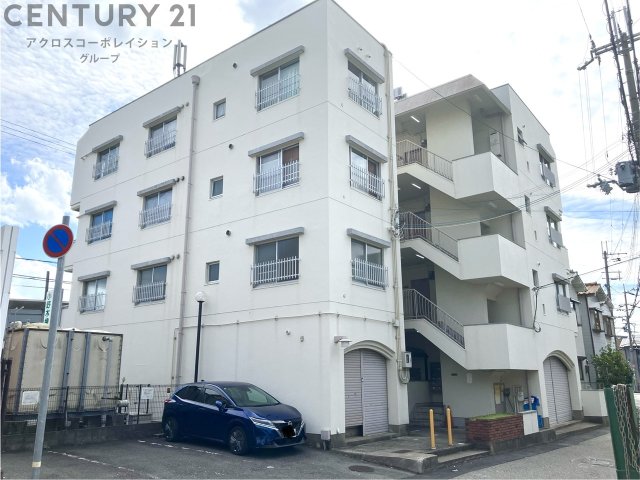 建物外観　居住者専用のごみ置き場があります♪