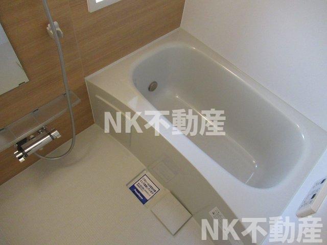 バス・シャワールーム　ゆったり過ごせるお風呂です