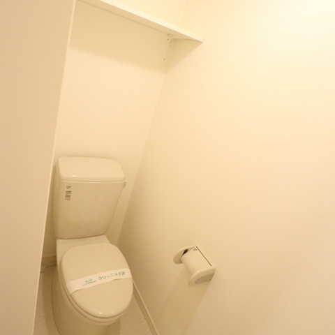 トイレ　同仕様・同タイプ別号室の写真です