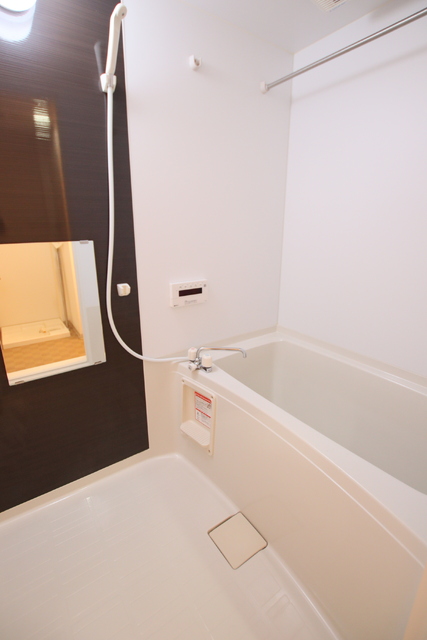 バス・シャワールーム　※別室参考写真　一日の疲れを癒すバスルーム♪