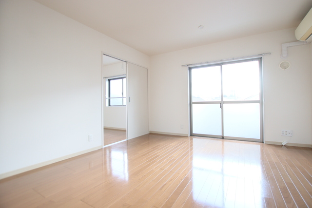 居室・リビング　※別室参考写真　【ＬＤＫ１０帖】　リビングスペース★