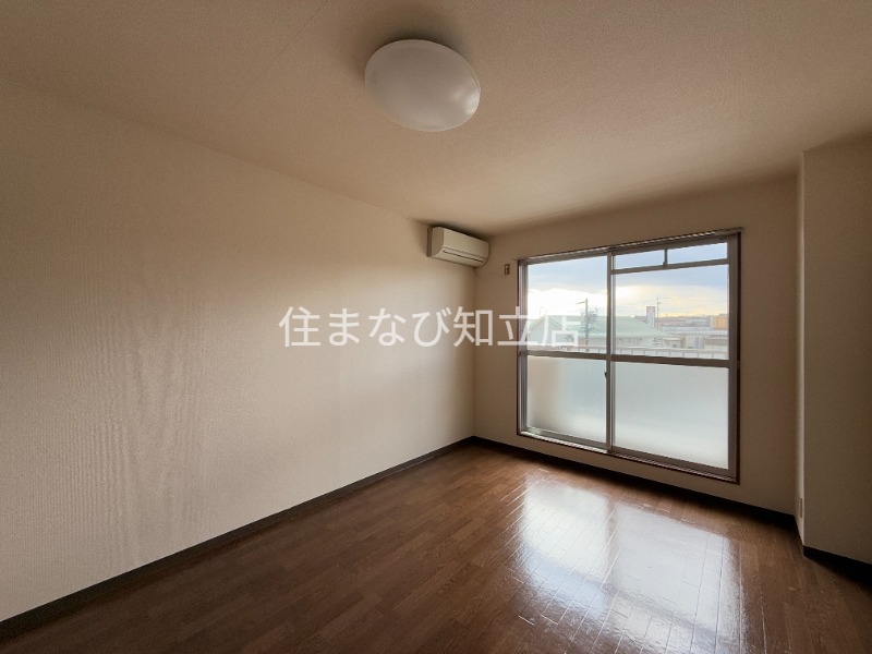 居室・リビング　同型タイプ