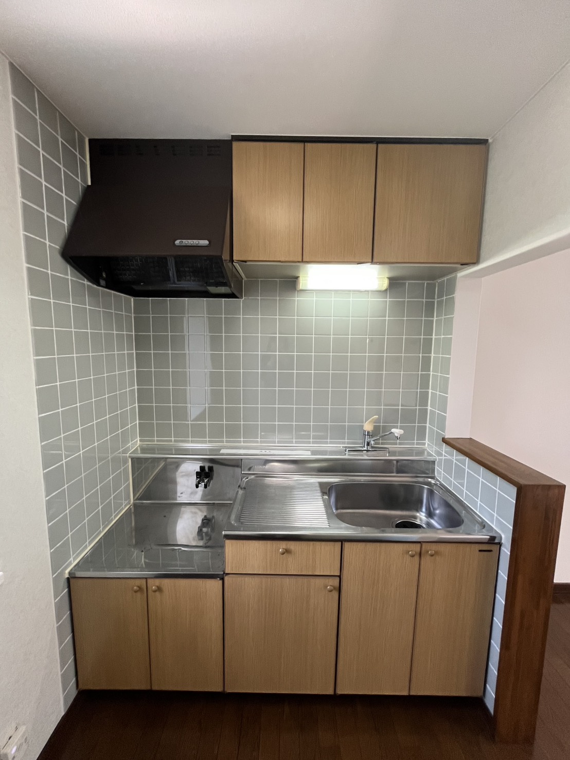 キッチン　※反転他号室