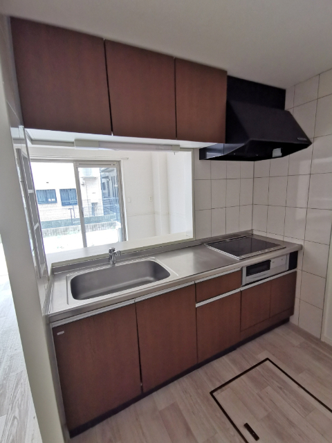 キッチン　実際のお部屋の写真です。