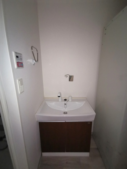 洗面設備　実際のお部屋の写真です。