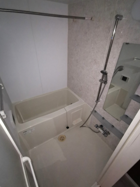 バス・シャワールーム　実際のお部屋の写真です。