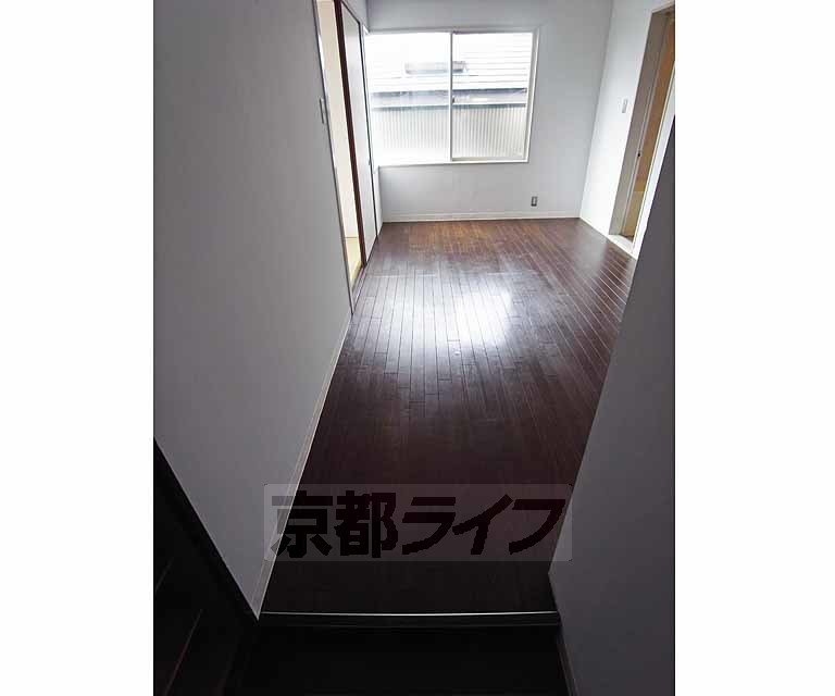 その他部屋・スペース　きれいな廊下です