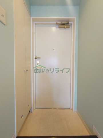 玄関　※別部屋参考写真