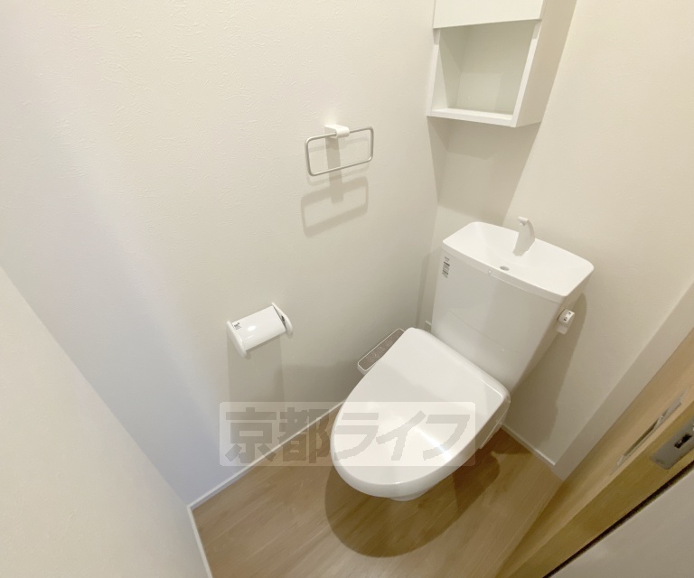 トイレ　洗浄機能付きトイレです。