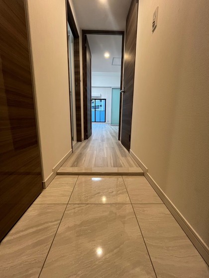 玄関　※別部屋の写真です