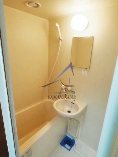 バス・シャワールーム　お風呂です。