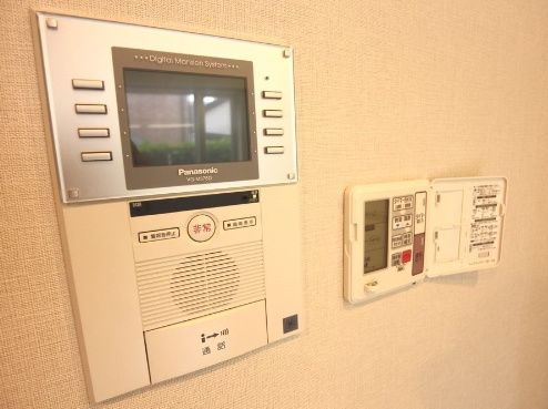 セキュリティ　安心のモニター付きインターホン★