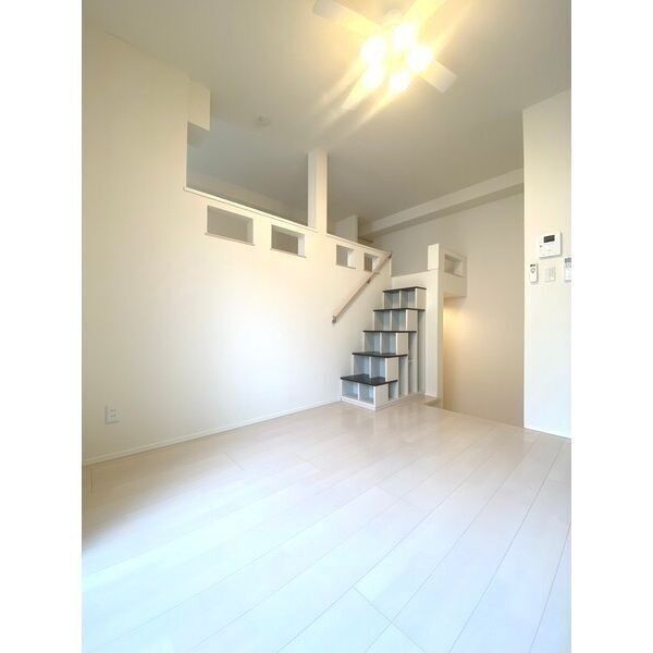 居室・リビング　※同シリーズの室内写真となります。