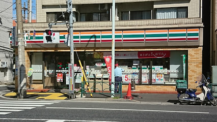 コンビニ　セブンイレブン 北区昭和町店（コンビニ）まで186m
