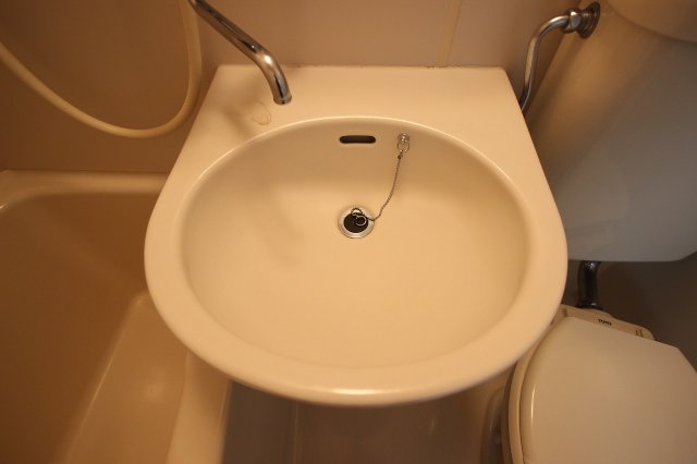 洗面設備　同物件別号室のものです。