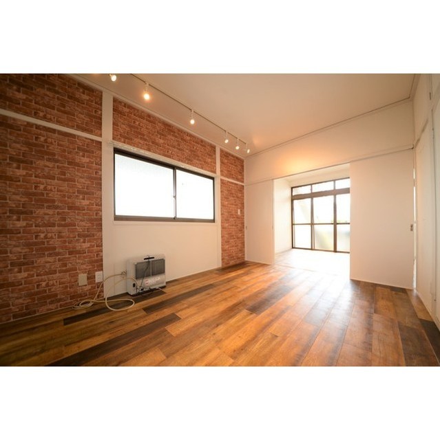 居室・リビング　室内リフォーム済み！