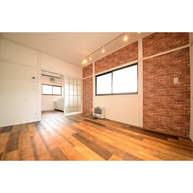 居室・リビング　お洒落なスポットライト