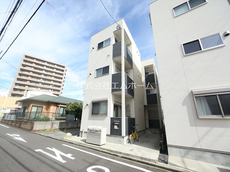 建物外観　外観　オートロック付　宅配ＢＯＸ有り