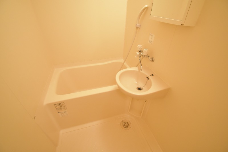 バス・シャワールーム　バス