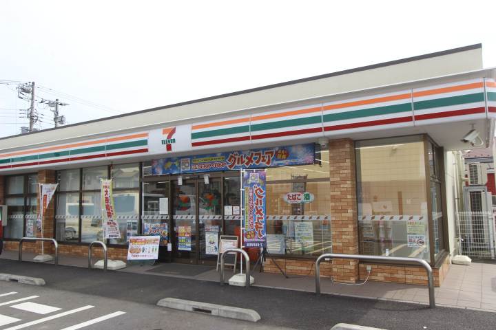 コンビニ　セブン－イレブン鎌ヶ谷東鎌ヶ谷店（コンビニ）まで486m