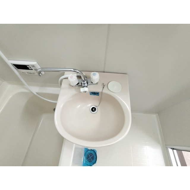 洗面設備　バス洗面一体型