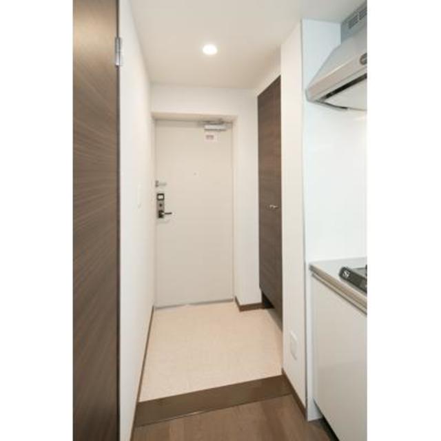 玄関　※写真は同タイプ住戸です。