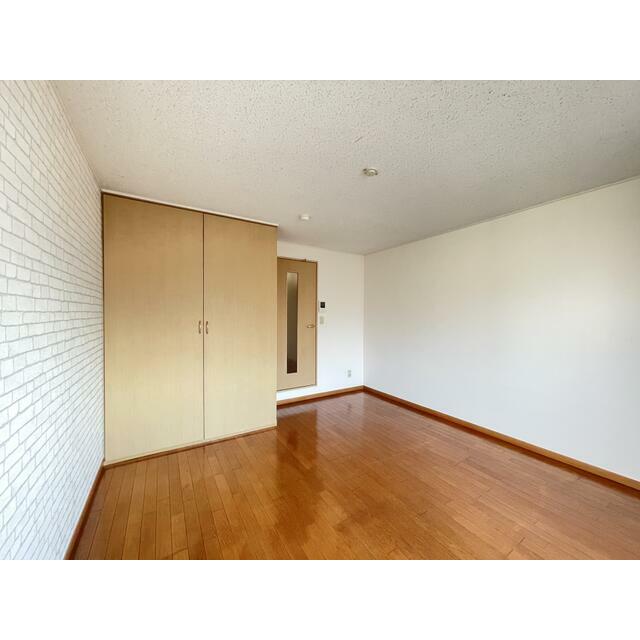 居室・リビング　現況優先　同タイプ別室写真