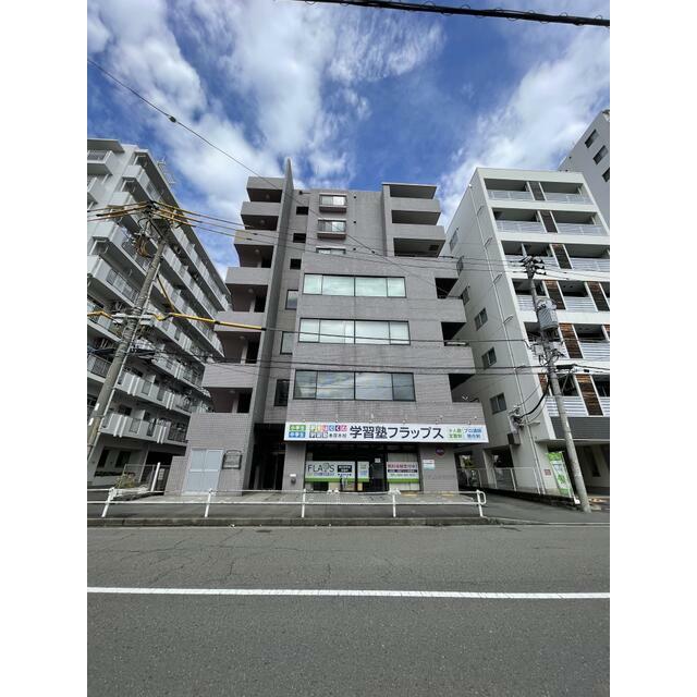 建物外観　本厚木駅まで平坦徒歩８分☆