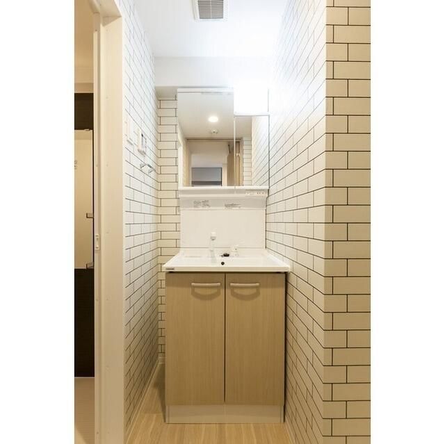 洗面設備　忙しい朝には欠かせない洗面所です