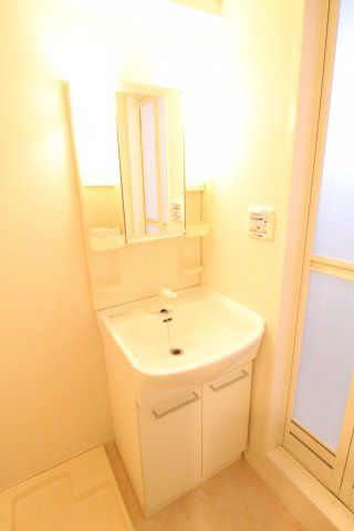 洗面設備　（別タイプ参考写真）シエル白山A館　文京区向丘1