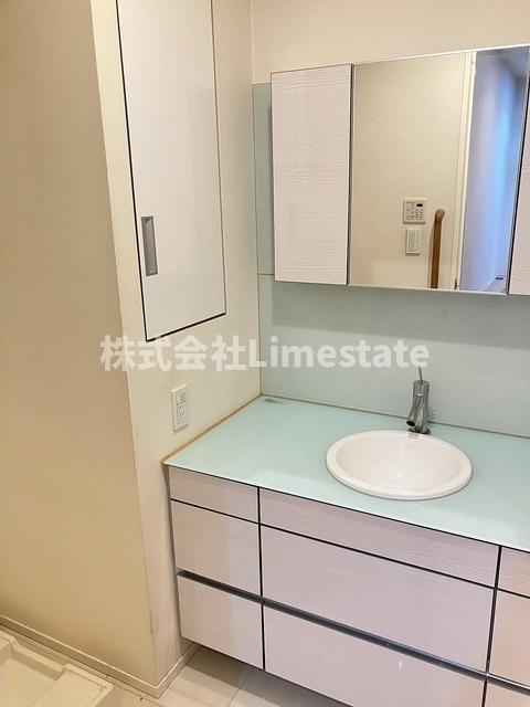 洗面設備　別部屋参考写真